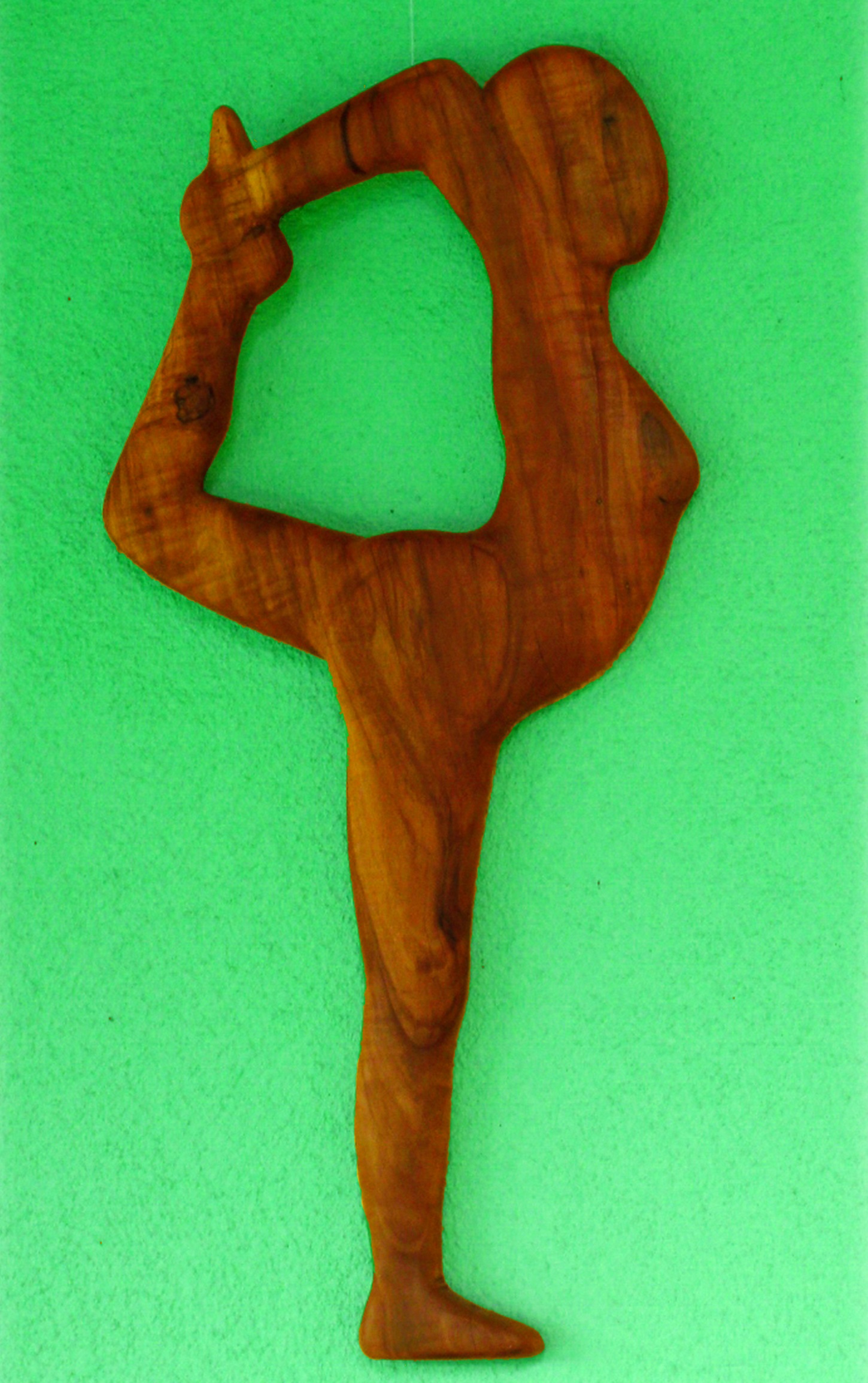 Gymnastic Woman - Holzfigur von Hans-Ulrich Wartenweiler - Holzskulpturen-Archiv, Holzobjekte, Holzfiguren, Holzdesign